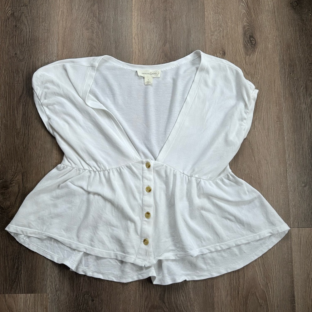 NWOT Treasure & Bond Button-Down Women's Top